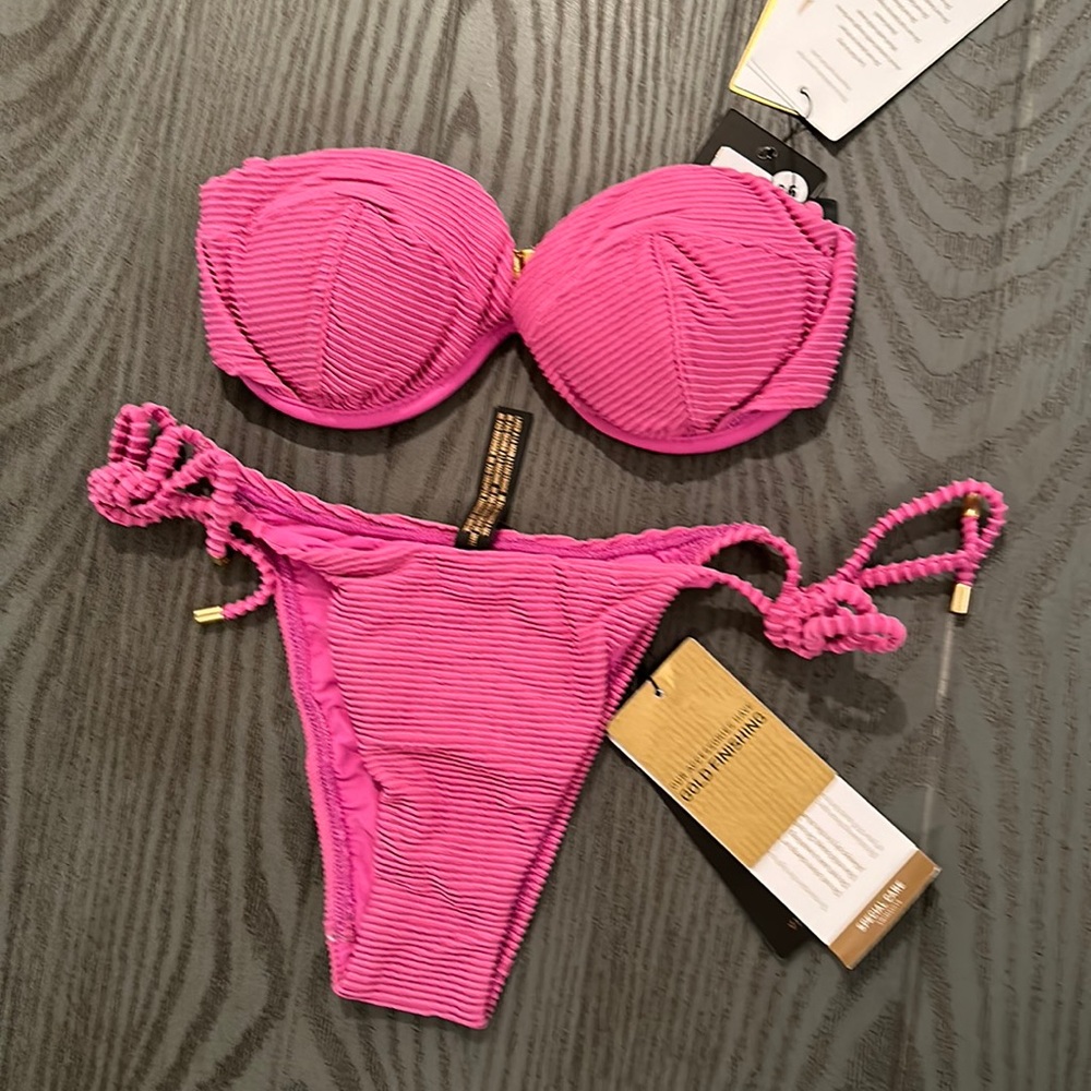 Vix Swim- New. MSRP $220.00